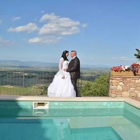 Relais La Costa Casa de Campo Montefollonico
