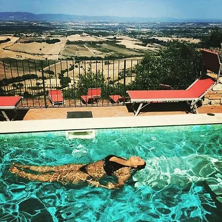 Country house Relais La Costa Montefollonico